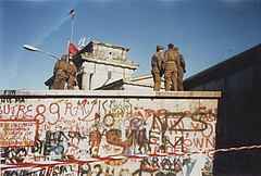 Berlino: Germania unita, addio Muro!