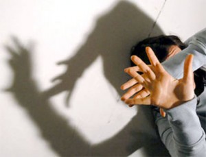 Regione Campania: violenza, consigliere Nappi “0 tolleranza per chi tocca donne e bambini”