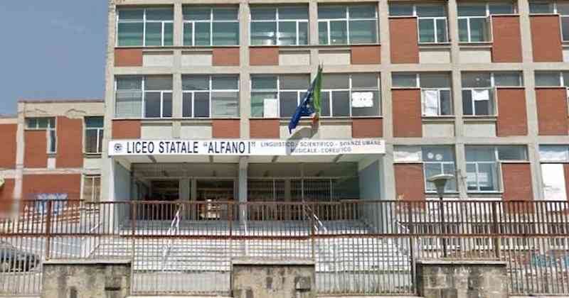 Salerno: 25 Aprile 2022, Liceo “Alfano I”, incontro su Resistenza con prof. Nicola Oddati