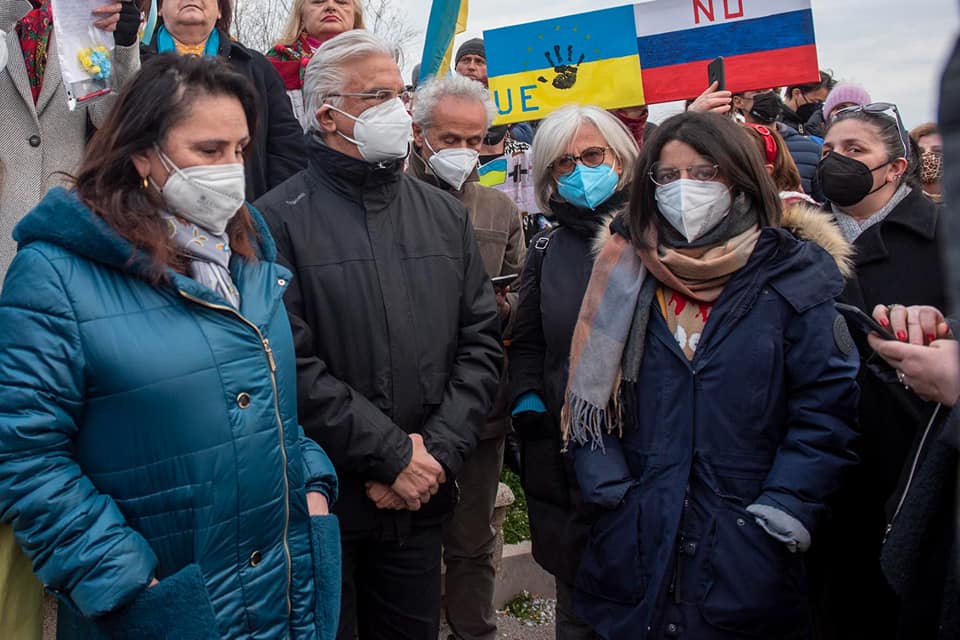 Salerno: Amministrazione comunale vicina a popolo ucraino, manifestazione di solidarietà