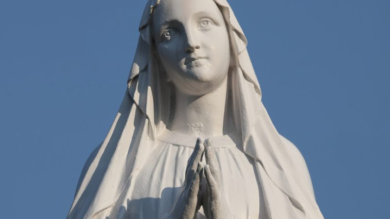 Lourdes: 11 Febbraio, anniversario I apparizione e Festa della Madonna