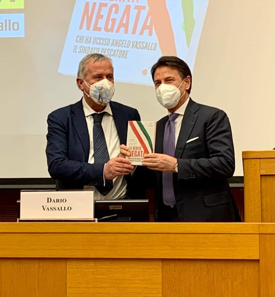 Roma: Fondazione Vassallo, Camera dei Deputati, presentato libro “La verità negata” con Presidente Conte