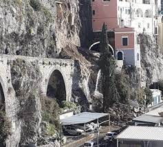 Costa d’Amalfi: chiusura per frana Agerolina