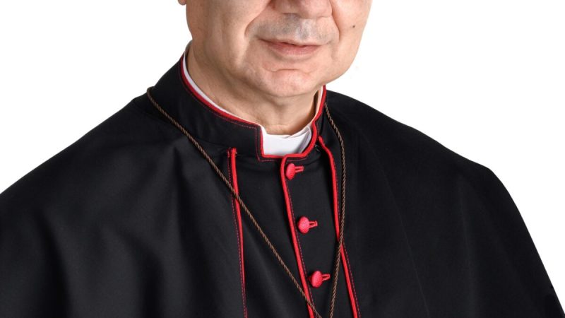 Napoli: Facoltà teologica, convegno con Mons. Battaglia “Perché la camorra non uccida Napoli…Tu da che parte stai?”