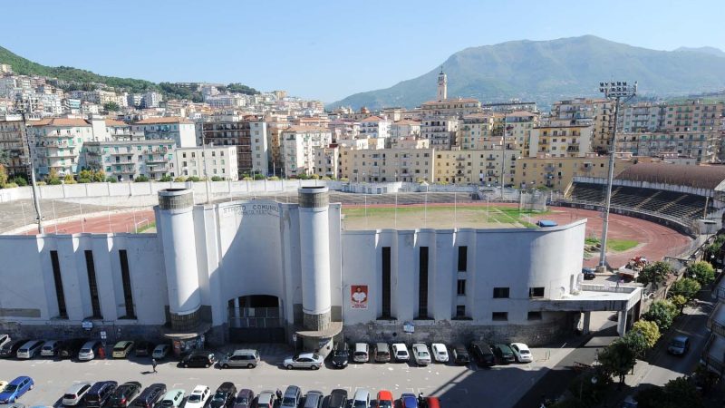 Salerno: targhe a ex calciatori, Onorato e Valese