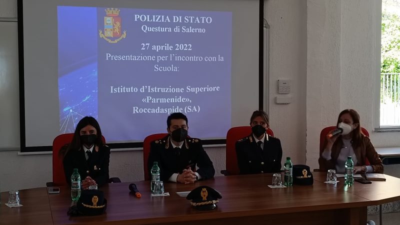 Salerno: Polizia di Stato continua tour “PretenDiamo Legalità”