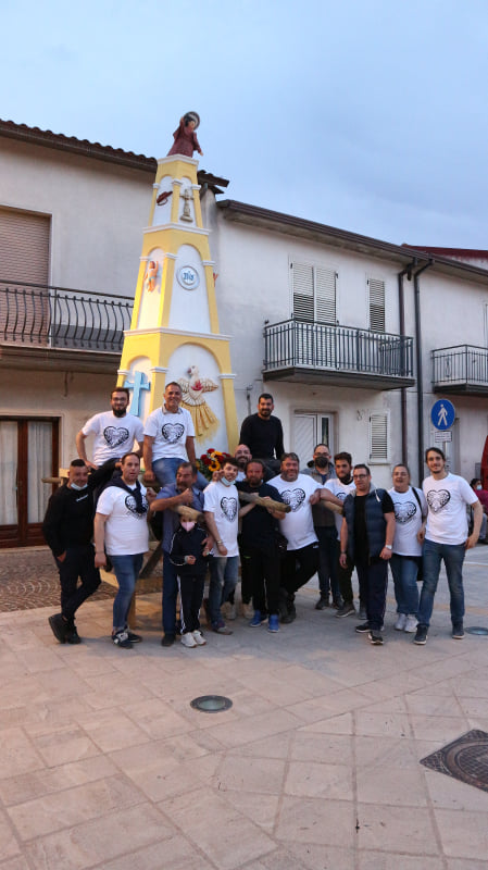 Taurasi: Associazione culturale “Taurasium” realizza giglio di San Pasquale