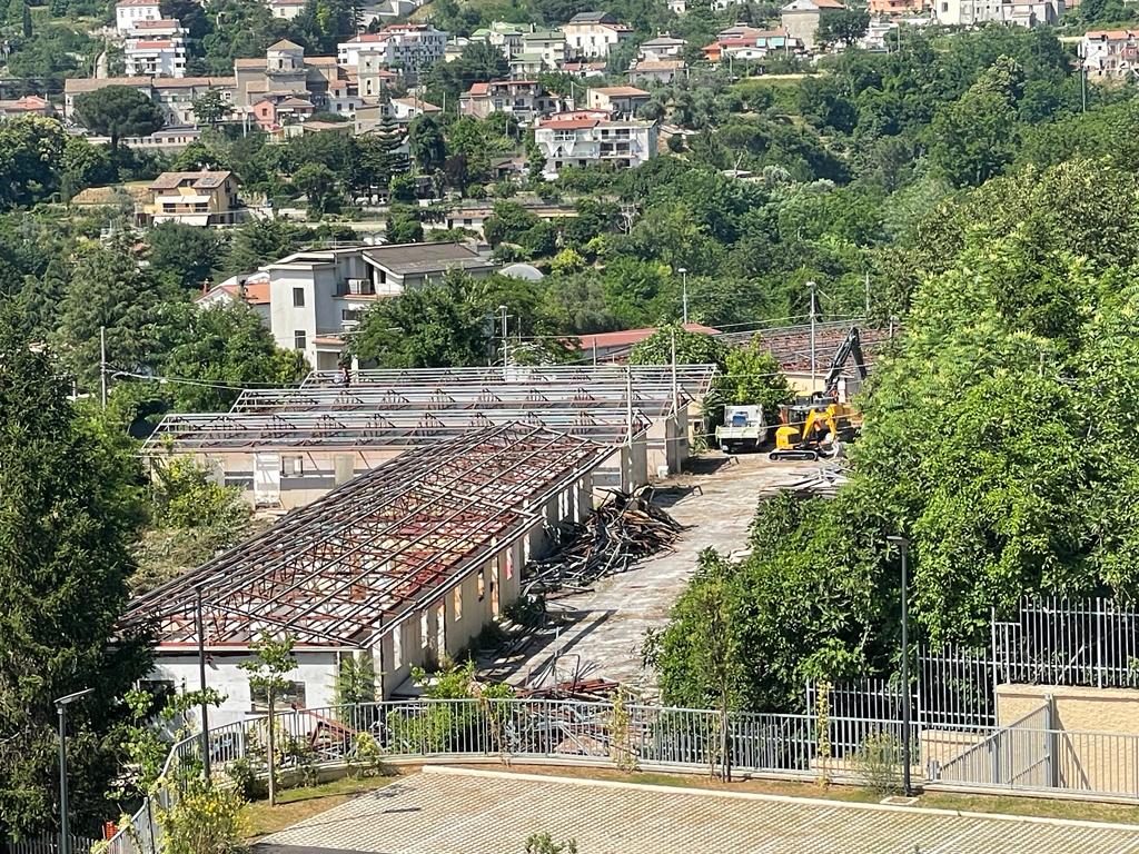 Cava de’ Tirreni: in corso eliminazione Campo prefabbricati località Maddalena