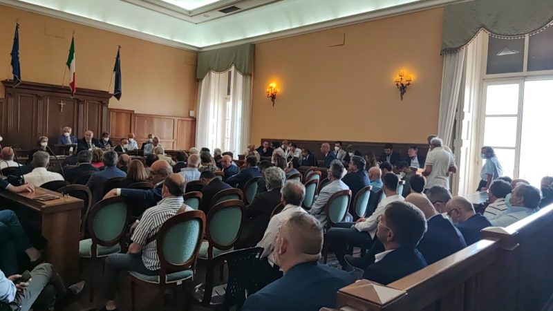 Salerno: Assemblea Sindaci favorevole a rendiconto 2021 della Provincia
