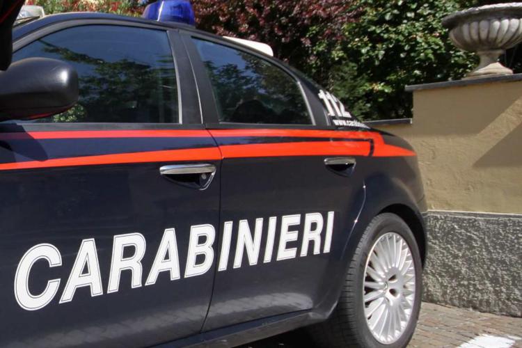 Pellezzano: Carabinieri, custodia cautelare per maltrattamenti e rapina a genitori e compagna
