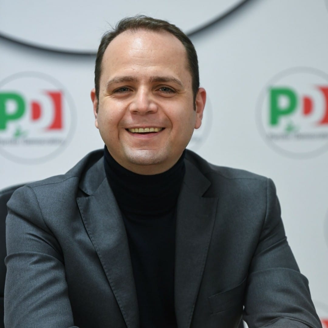 Salerno: Politiche, PD, segretario Luciano, commenta elezioni “Ripartire da territori, subito a lavoro!”