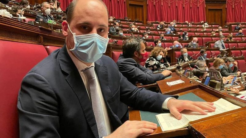 Roma: Governo, on. Adelizzi “Conte vuol scioglimento Camere, Paese a collasso”