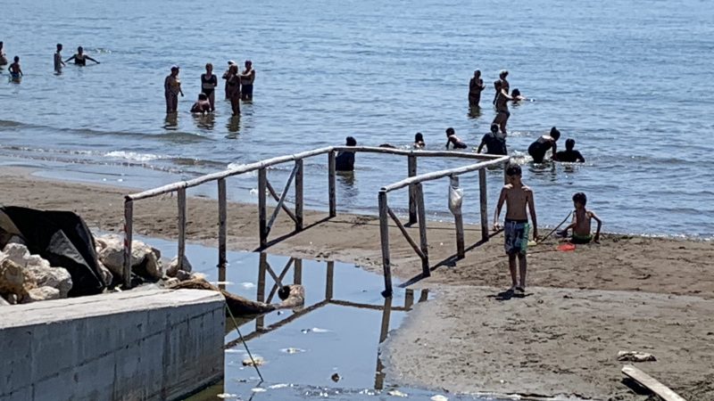 Salerno: bagni salubri…a Lido Fusandola?