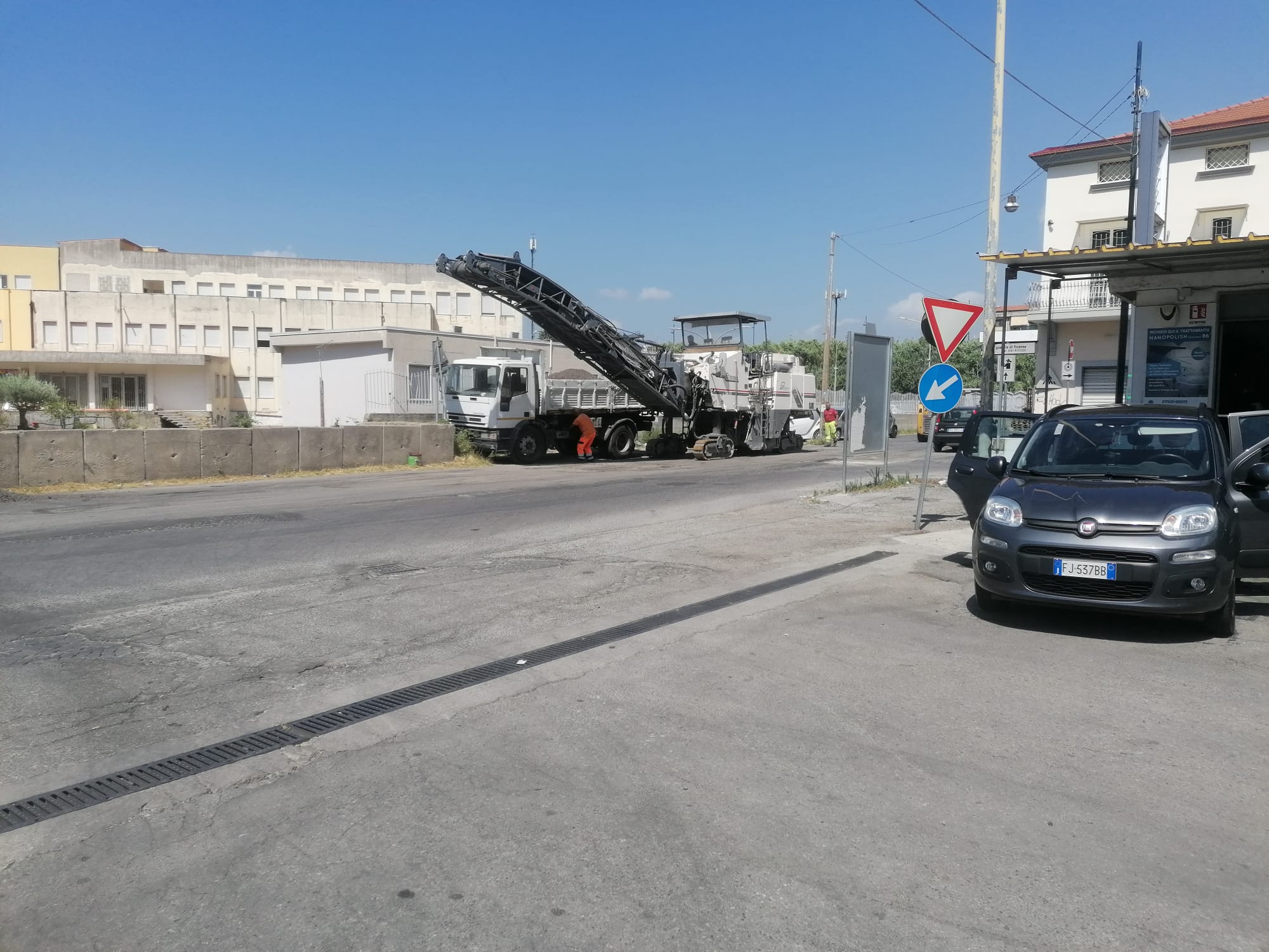 Pagani: lavori di ripristino urgente sedi stradali comunali a seguito lavori di scavo eseguiti da società esterne
