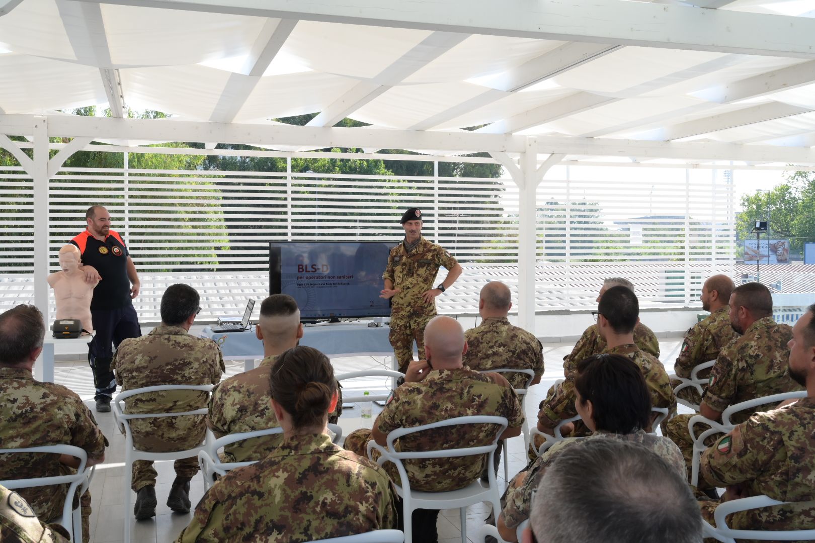 Salerno: Corso BLS-D alla Brigata “Garibaldi”, abilitati 25 militari “Cavalleggeri Guide” (19°)