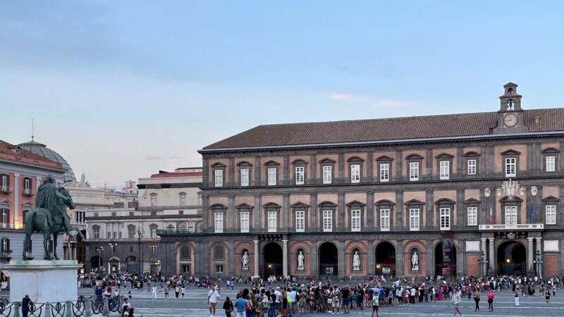 Napoli: Palazzo Reale, aperture straordinarie serali, boom di presenze “Venerdì a Palazzo”