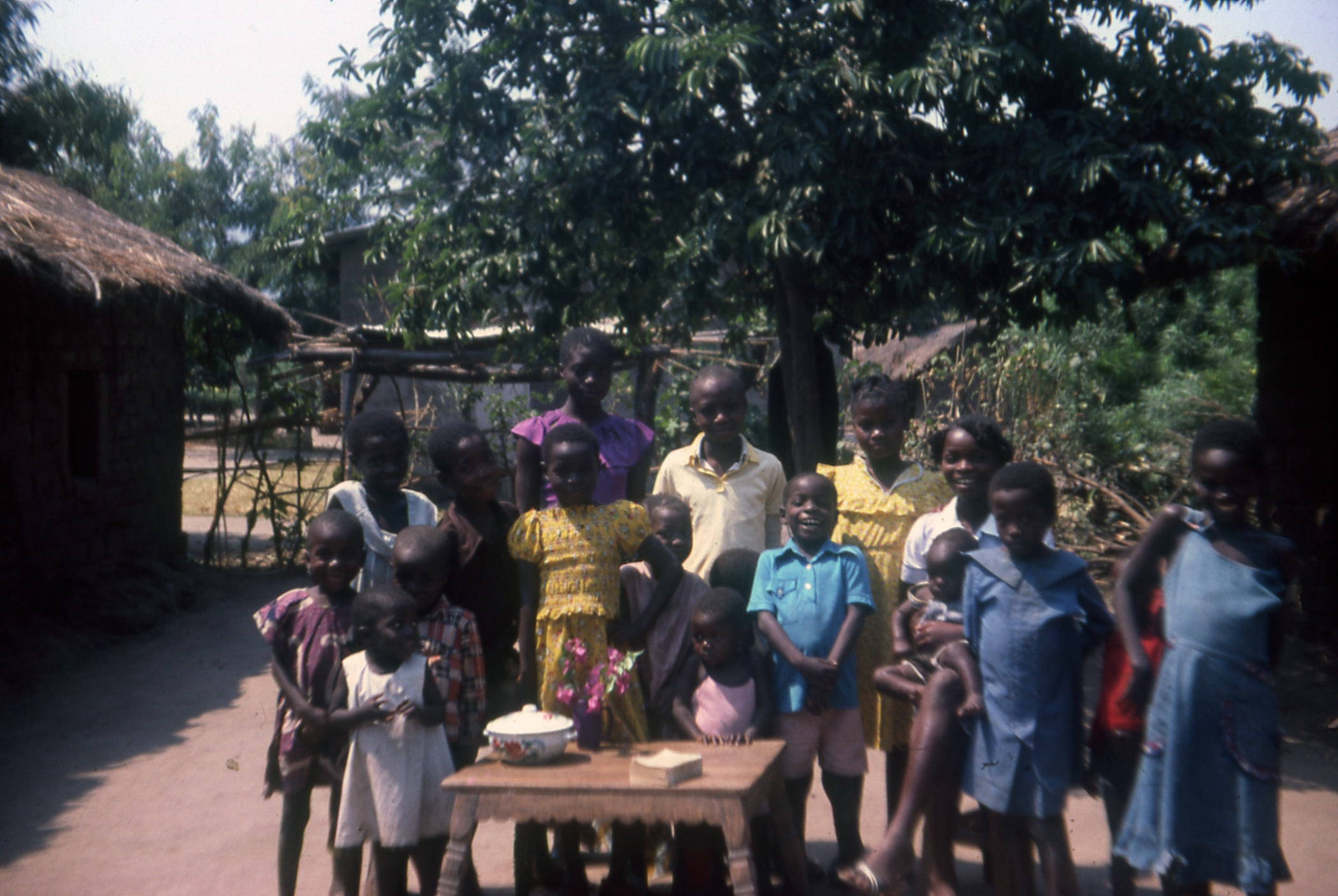 Personaggi africani: maestro educazione domestica