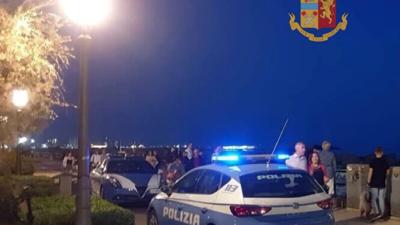 Salerno: Polizia di Stato, controlli su Lungomare Trieste, espulsi 4 stranieri
