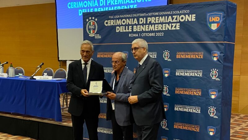 Pontecagnano Faiano: benemerenze Figc, premiato Davide Pierro della scuola calcio Sporting Club Picentia