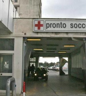 Salerno: Ospedale “Ruggi”, smentita su decesso 53enne in Pronto Soccorso