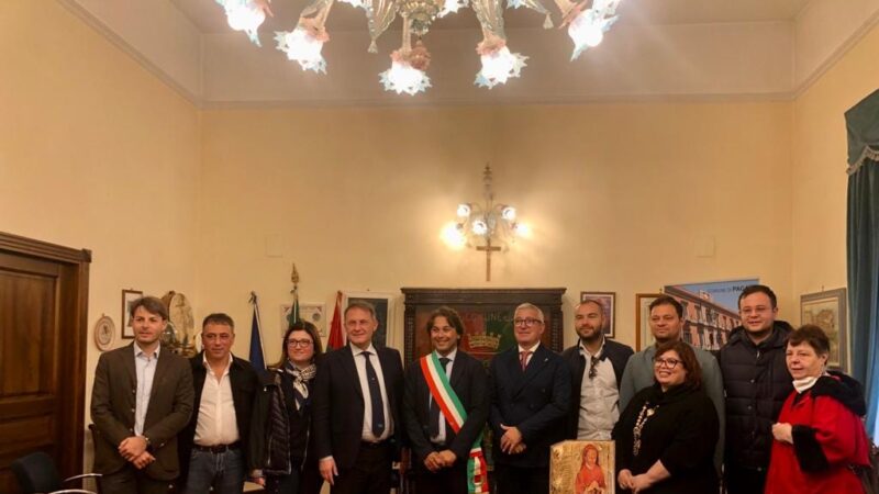 Pagani: vice Ministro Cirielli in visita istituzionale a Palazzo di Città