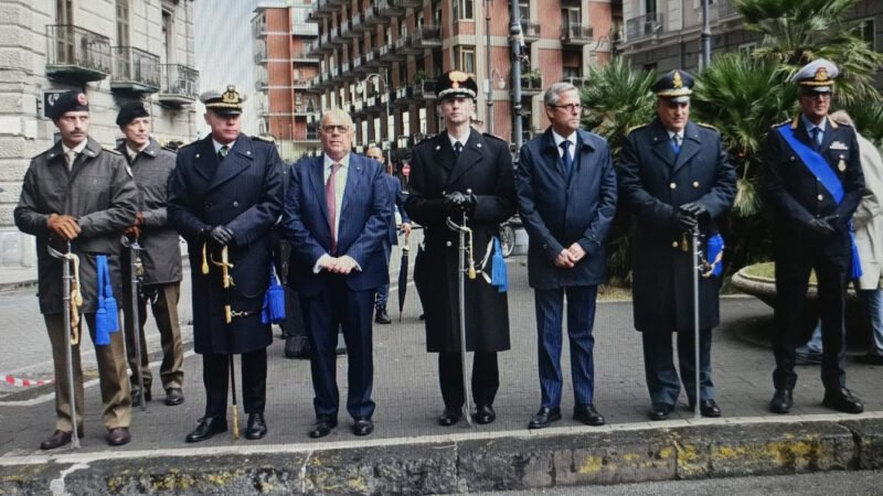 Salerno: “Giorno dell’Unità Nazionale e Giornata delle Forze Armate”, consegnate onorificenze