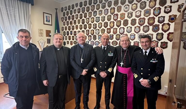 Salerno: Capitaneria di Porto, visita dell’ Ordinario Militare Mons. Marcianò