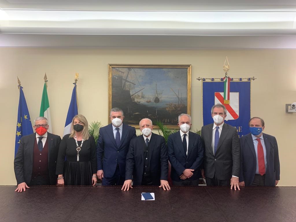 Regione Campania: Presidente De Luca “Basta truffe mediatiche, 2 sole proposte per Sud”