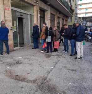 Napoli: Vomero, rapine e servizi rallentati nelle Poste, perché non utilizzare Guardie giurate?
