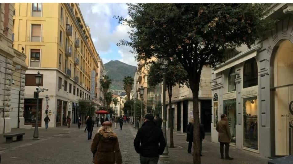 Salerno: lavori per nuove alberature in Corso Vittorio Emanuele