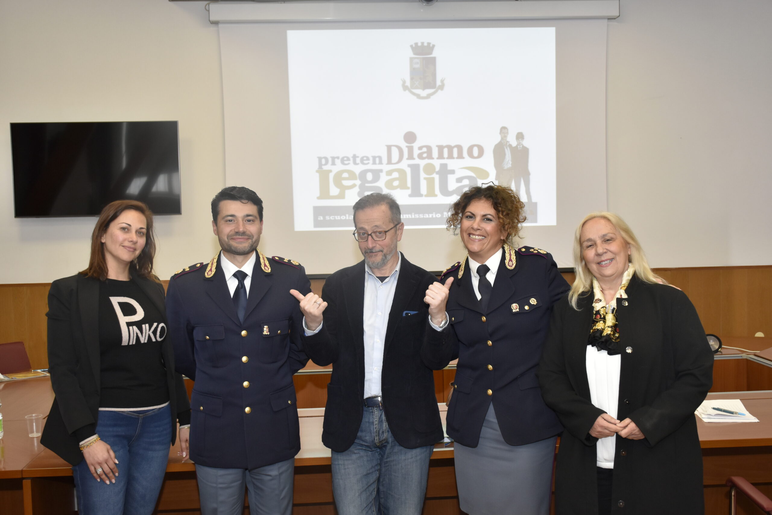 Salerno: progetto pretendiamo legalità, riunita commissione