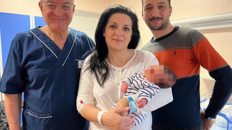 Salerno: mamma spontaneamente a 47 anni dopo molti aborti