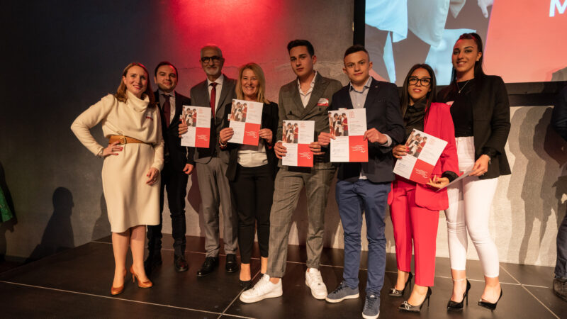 Salerno: Carisal, Conoscere la Borsa, premiati studenti vincitori ad European Event a Berlino
