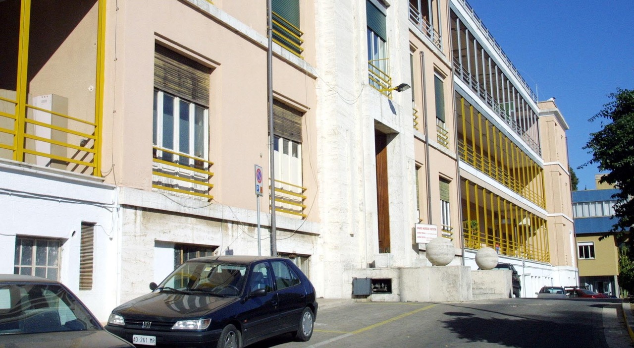 Salerno: Fiadel, chiusura ospedale “Da Procida”, a rischio licenziamento lavoratori “Meridionale Servizi”