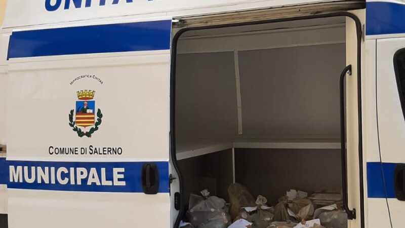 Salerno: Polizia Municipale, merce sequestrata a meno abbienti