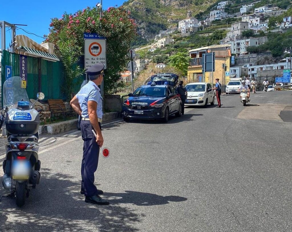 Amalfi: da martedì targhe alterne per 2 mesi su statale