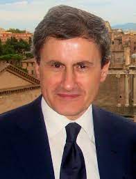 Salerno: Forum per indipendenza italiana, Gianni Alemanno in conferenza stampa