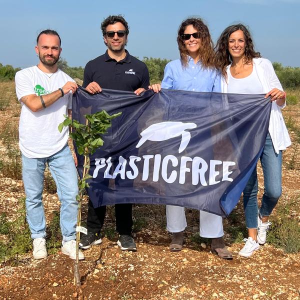 Roma: Giornata Alberi, inaugurata foresta italiana Plastic Free in terreno confiscato a mafia