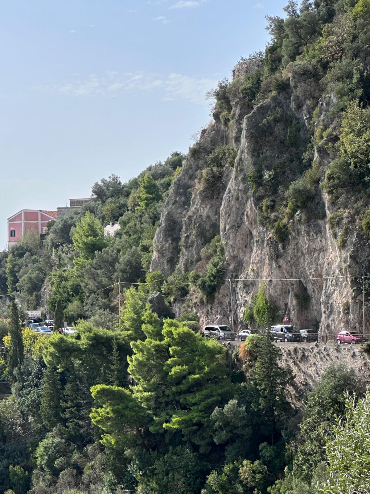 Costa d’Amalfi: Distretto Turistico, Statale Amalfitana, chiusura a finestre a Conca dei Marini fino a 20 novembre 2023 “Nessun dialogo, assoluta incuranza ANAS”