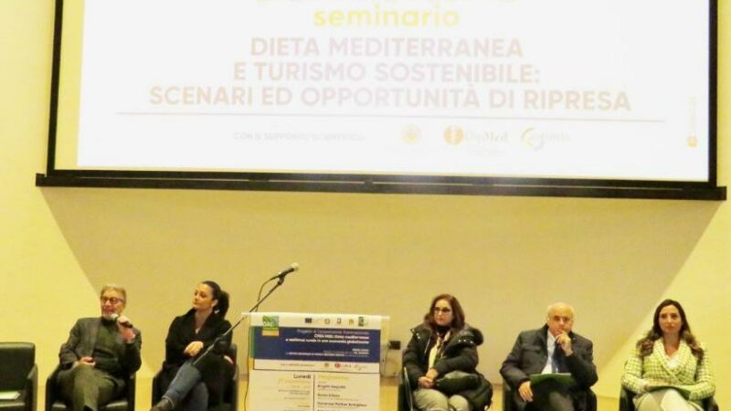 San Cipriano Picentino: alunni IC “Genovesi” accolgono invito Gal per dieta mediterranea