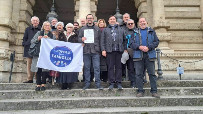 Firenze: Popolo della Famiglia, Adinolfi, depositato DDL anti-Eutanasia “Cara Meloni, meno soldi ad armi, più soldi per diritto a vita”
