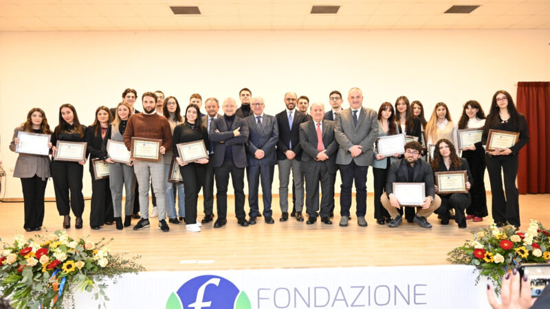 Polla: Banca Monte Pruno premia merito, consegnate Borse di Studio a 24 giovani laureati