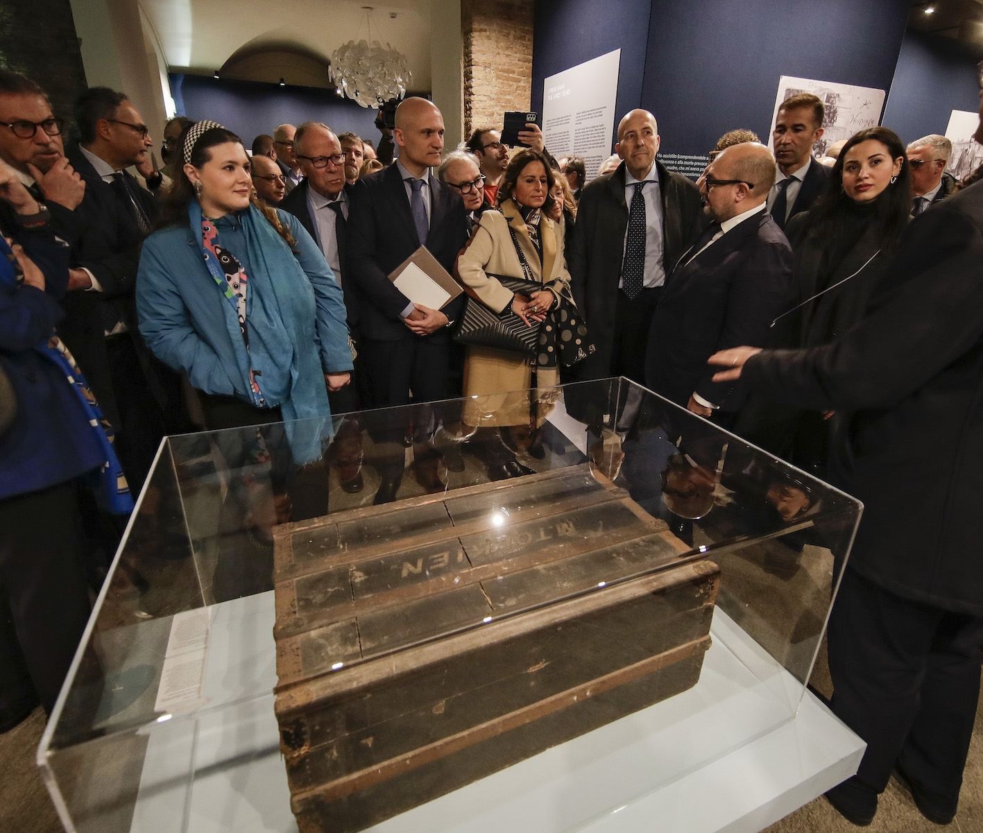 Napoli: Ministro Sangiuliano inaugura Mostra a John Ronald Reuel Tolkien