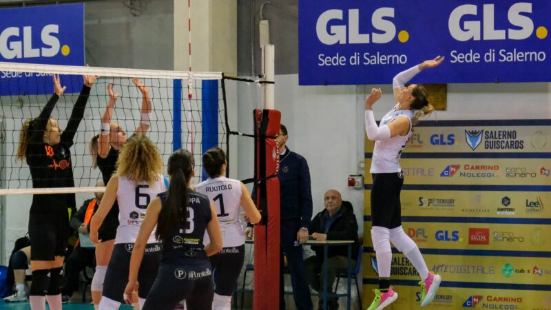 GLS Salerno Guiscards fa 13: vittoria e spettacolo contro Academy School Volley
