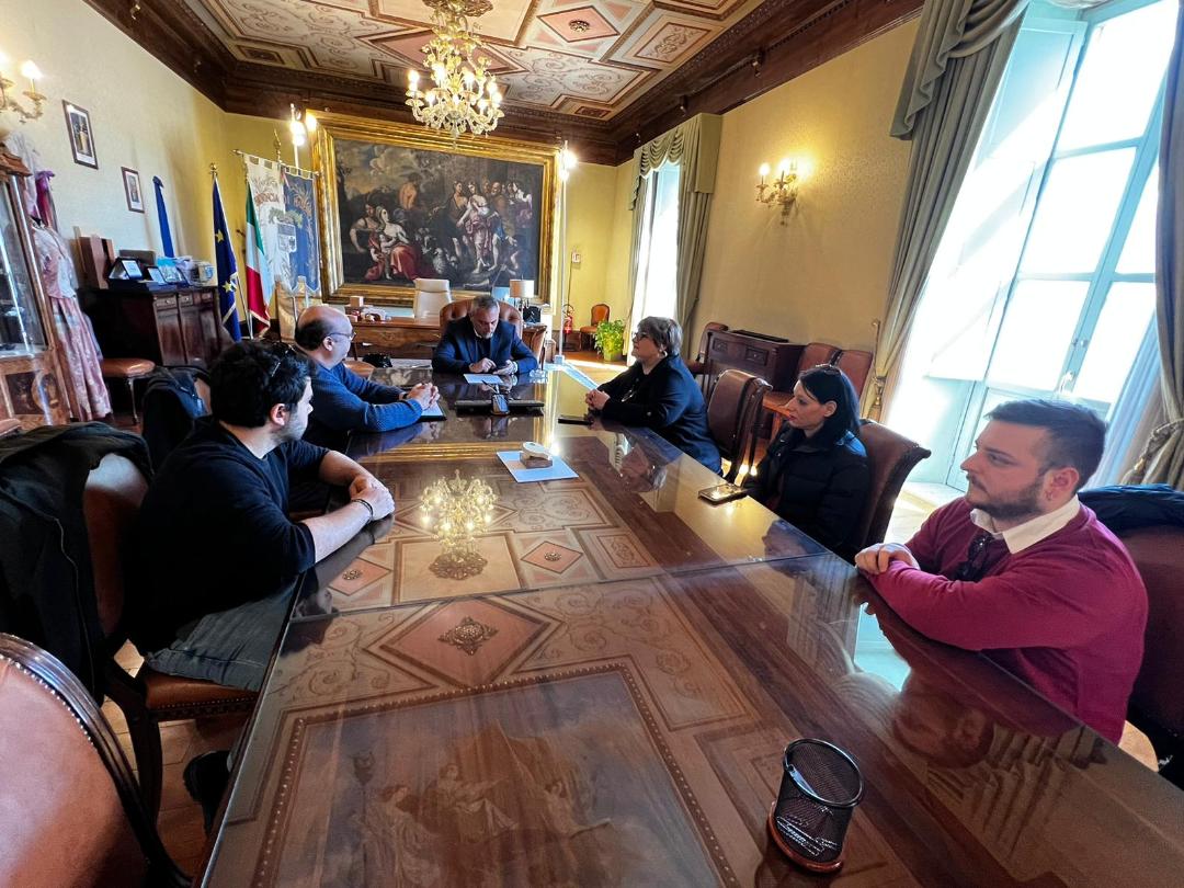 Matera: lavoro, vertenza CallMat, Presidente della Provincia Marrese incontra Ugl