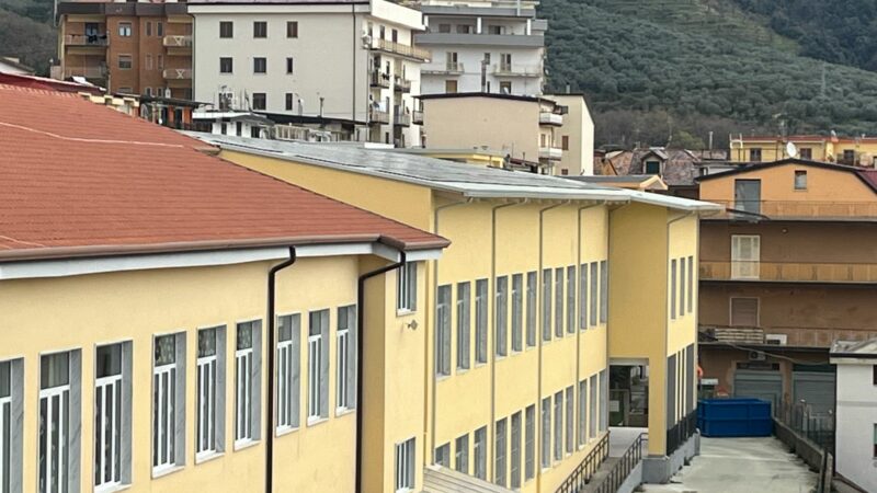 Olevano sul Tusciano: efficientamento energetico, attivato impianto fotovoltaico a Scuola “Pastorino”