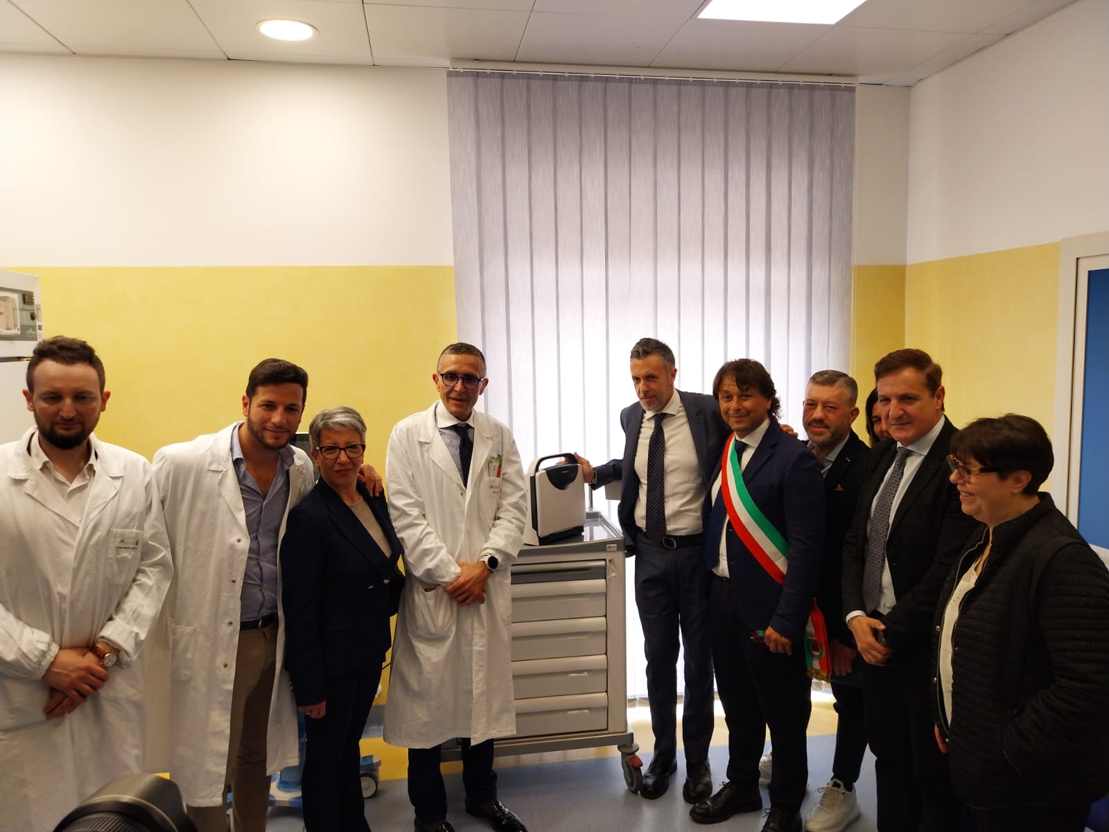 Pagani: Associazione Carletto nel Cuore, donato ecografo portatile a Reparto di Oncologia 