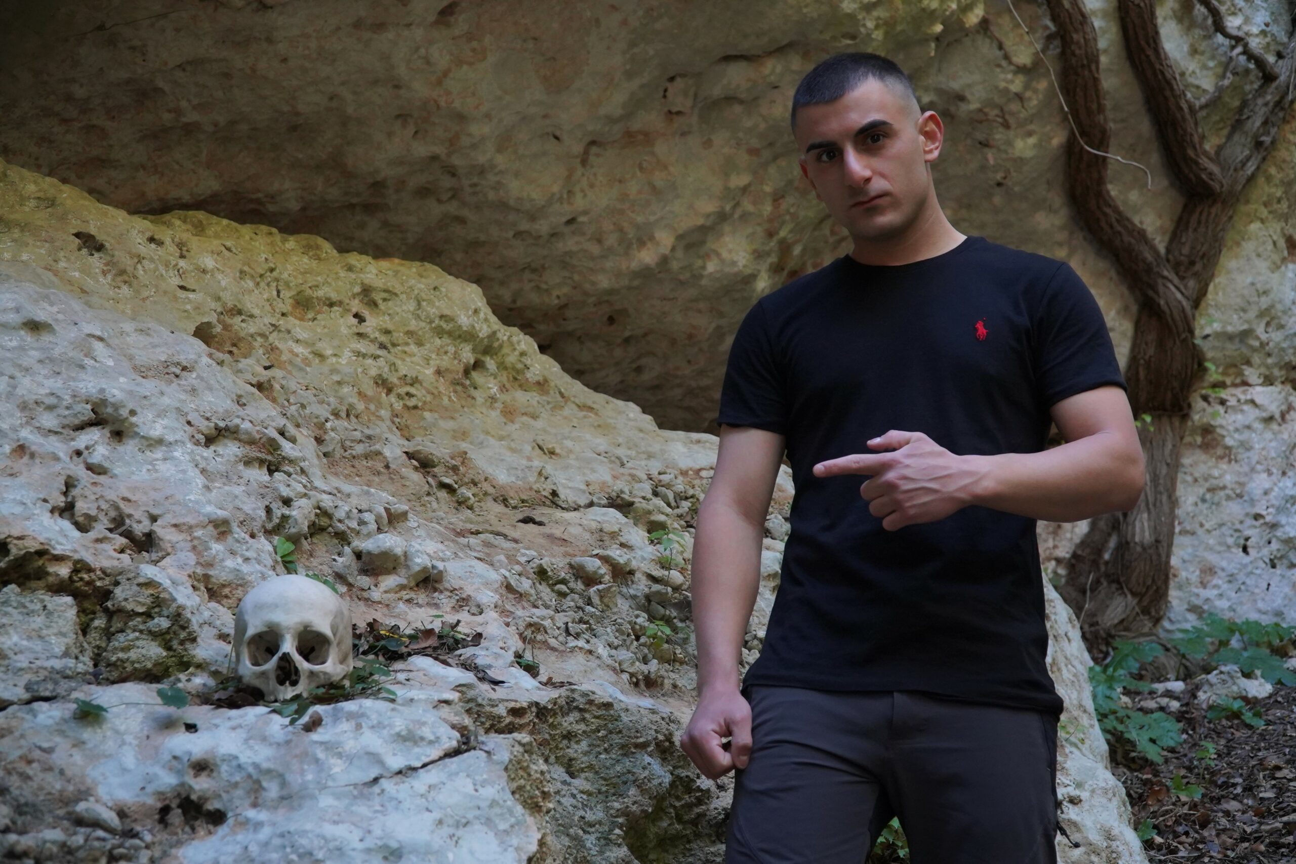 Napoli: cranio preistorico fra sentieri di Pantalica scoperto da ambientalista Sebastian Colnaghi
