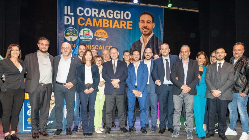 Baronissi: Amministrative, Antessano, viceministro Cirielli “Tony Siniscalco sarà il nuovo sindaco, vinceremo a ballottaggio contro Sinistra” 